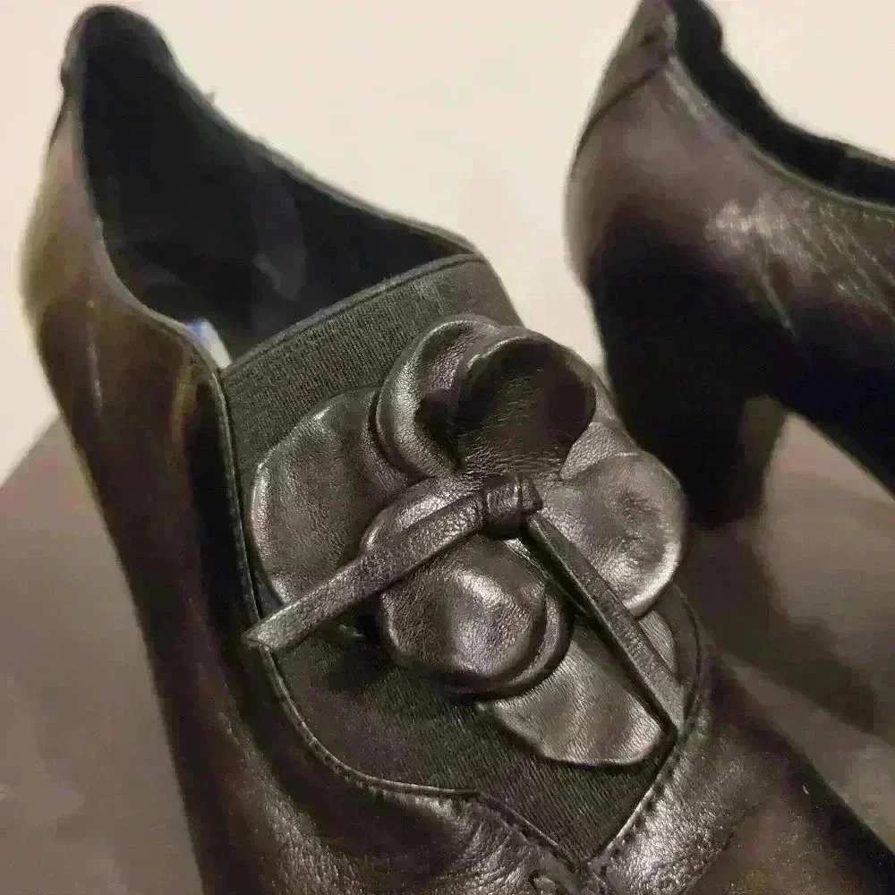 ARNOLD CHURGIN leather ankle  booties. Size 39 (8.5-9) - Picture 5 of 10